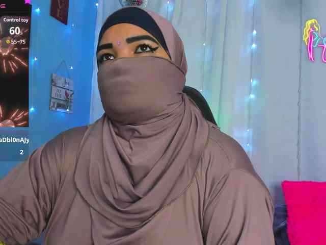 FalakYasin webcam