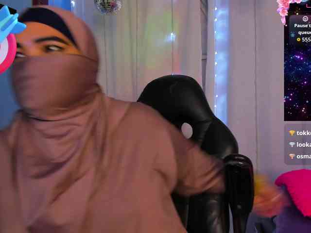 FalakYasin webcam