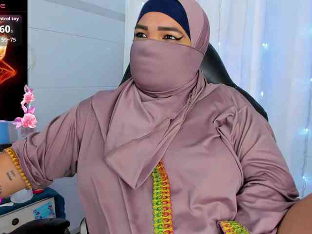 FalakYasin webcam