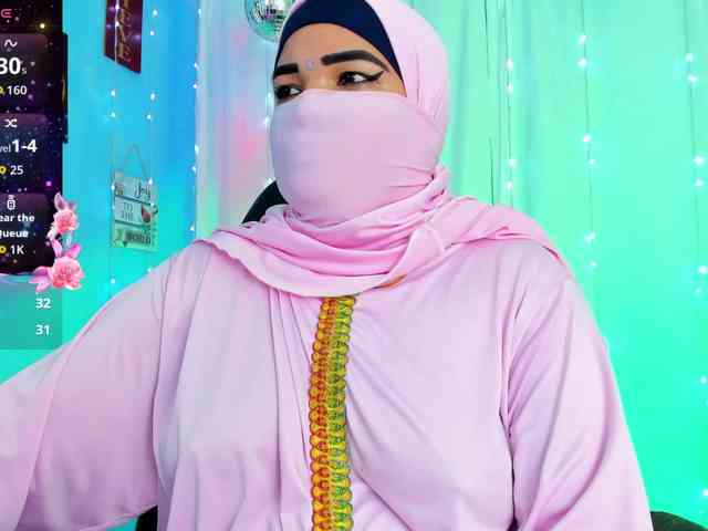 FalakYasin webcam