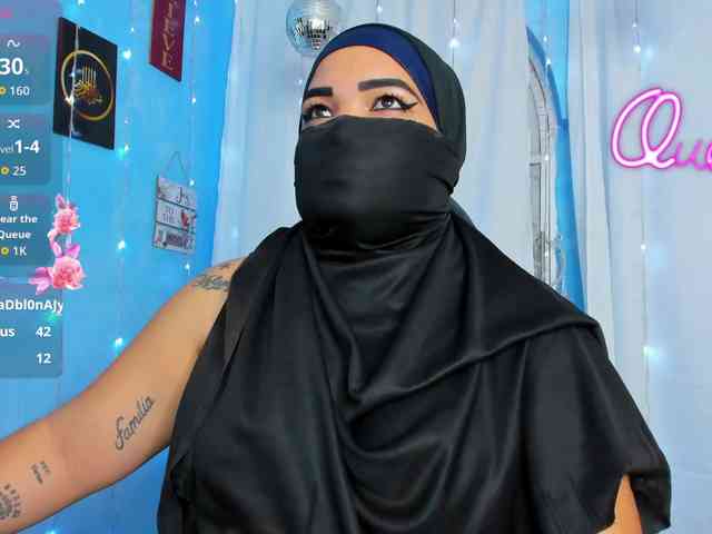 FalakYasin webcam