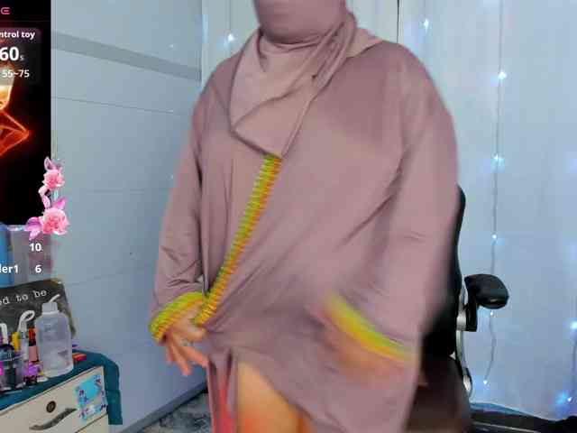 FalakYasin webcam