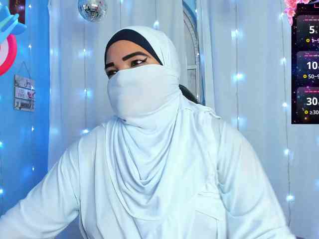 FalakYasin webcam