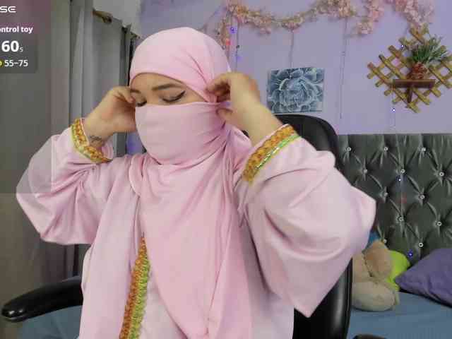 FalakYasin webcam