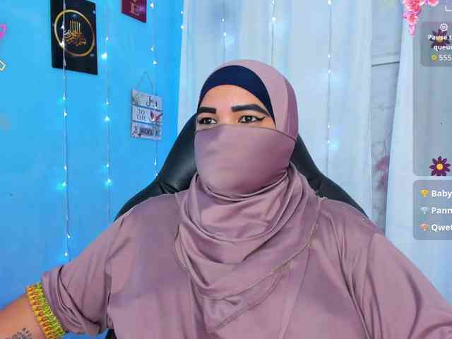 FalakYasin webcam