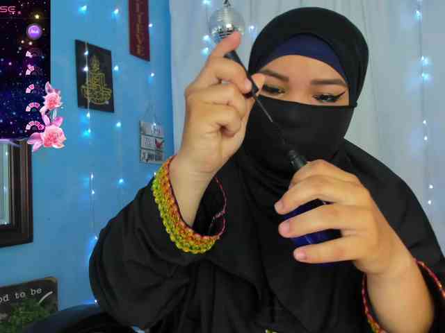 FalakYasin webcam