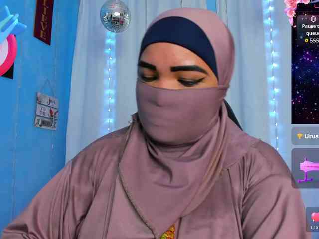 FalakYasin webcam