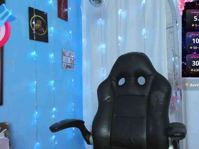FalakYasin webcam