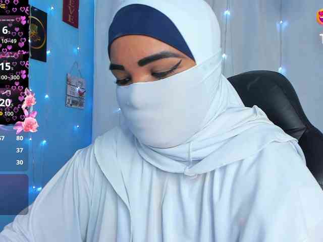 FalakYasin webcam