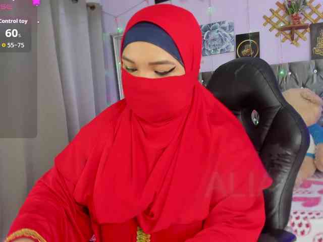 FalakYasin webcam