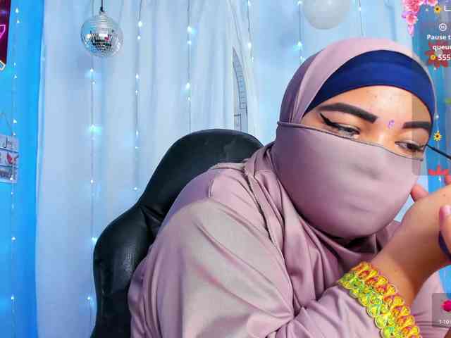 FalakYasin webcam