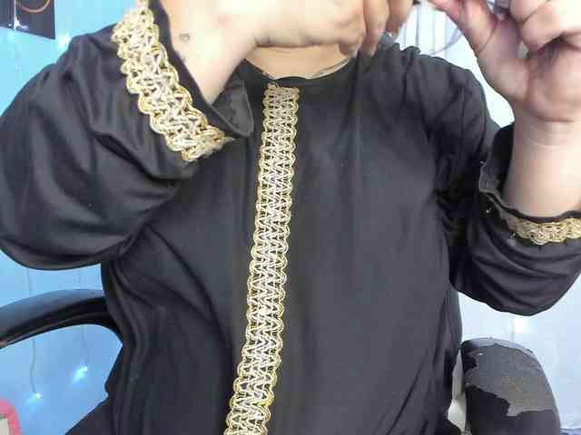 FalakYasin webcam