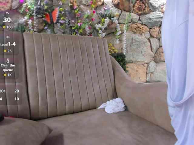 FalakYasin webcam