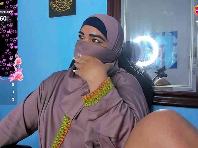 FalakYasin webcam