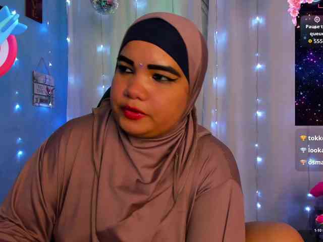 FalakYasin webcam
