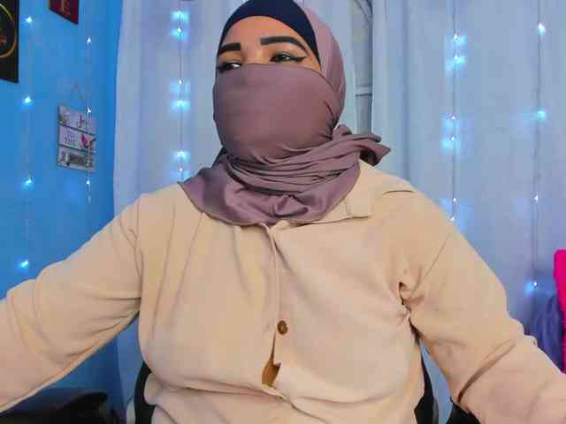 FalakYasin webcam