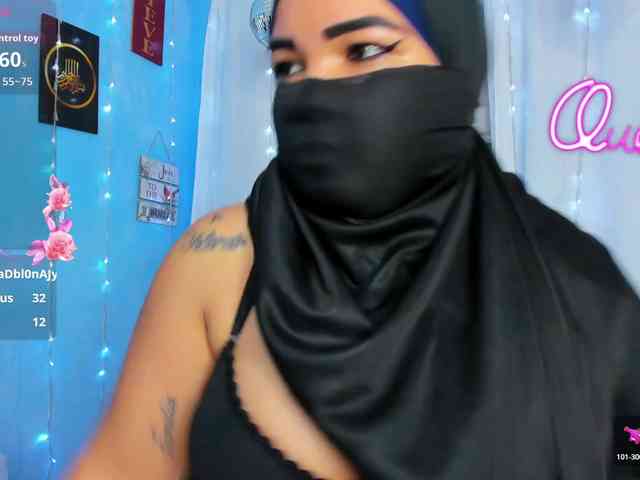 FalakYasin webcam