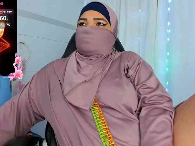 FalakYasin webcam
