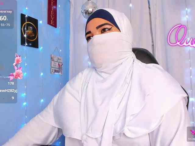 FalakYasin webcam