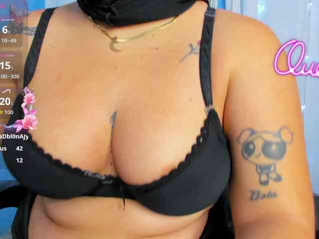 FalakYasin webcam
