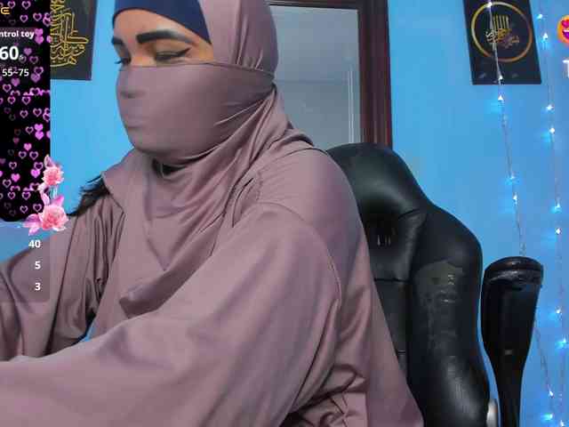 FalakYasin webcam