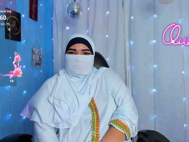 FalakYasin webcam