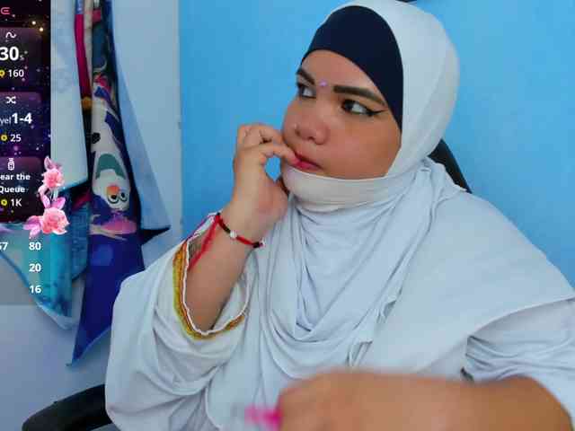 FalakYasin webcam