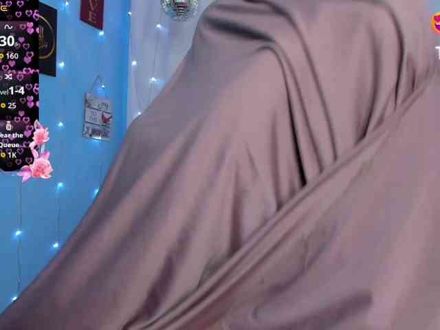FalakYasin webcam