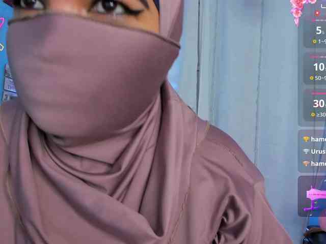 FalakYasin webcam
