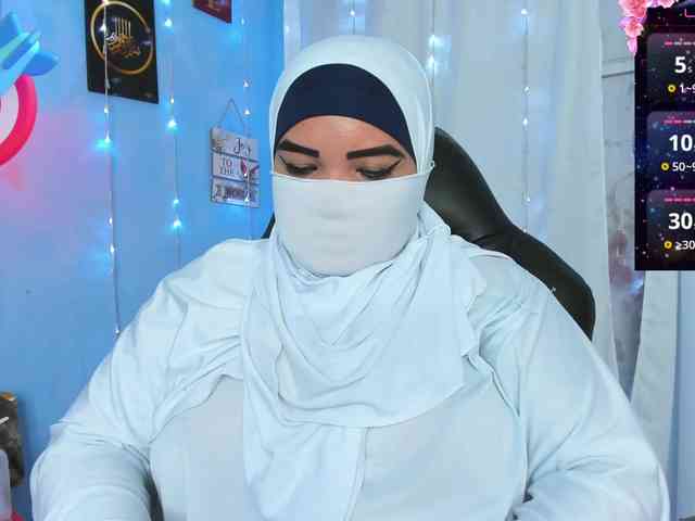 FalakYasin webcam