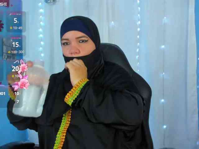 FalakYasin webcam