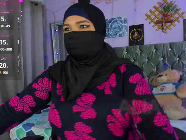 FalakYasin webcam