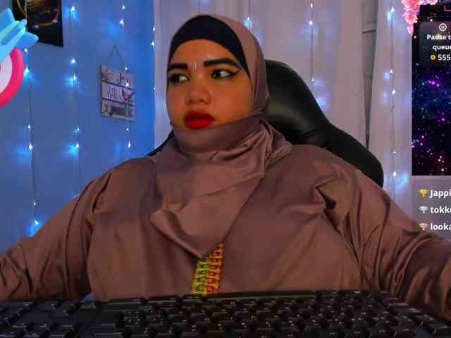 FalakYasin webcam