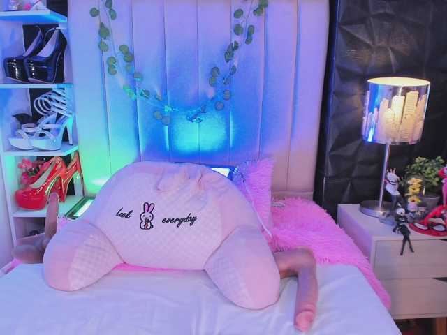 hellenbunnyx live webcam show