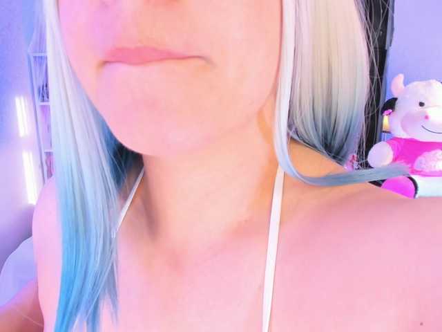 hellenbunnyx live cam on BongaCams