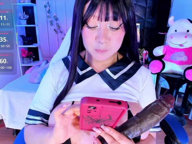 hellenbunnyx live cam on BongaCams