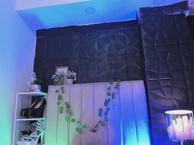 hellenbunnyx live cam on BongaCams