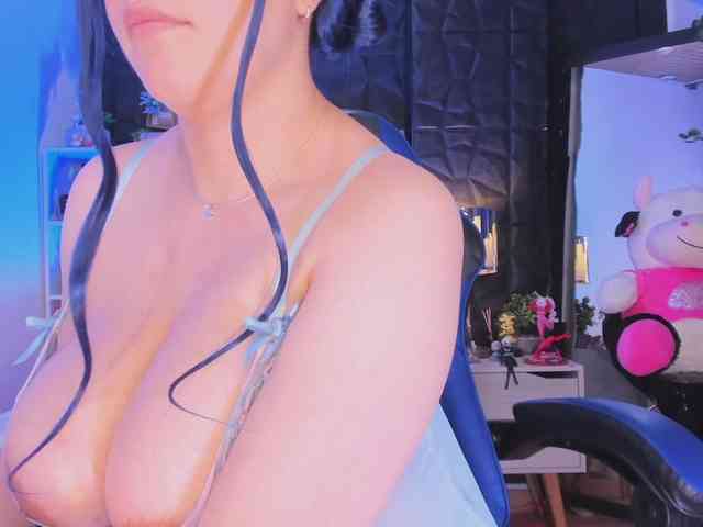 Modelo: hellenbunnyx