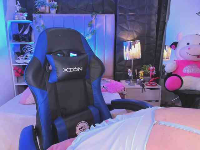 hellenbunnyx webcam