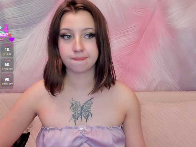 Modelfox live cam on BongaCams