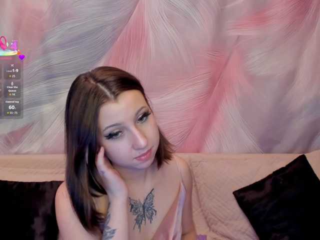 Modelfox live cam on BongaCams