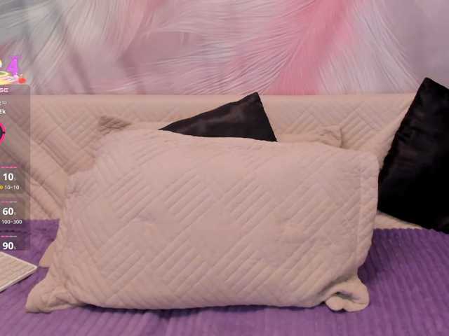 Modelfox live cam on BongaCams