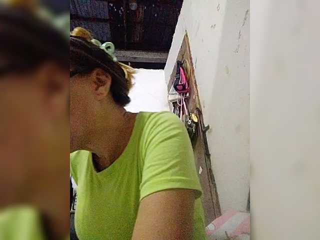 cherrywhite03 live cam on BongaCams