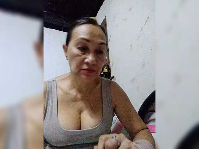 cherrywhite03 live cam on BongaCams