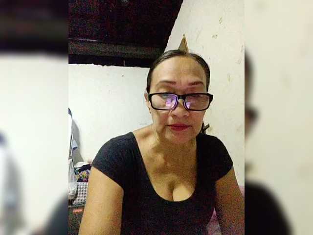 cherrywhite03 live webcam show