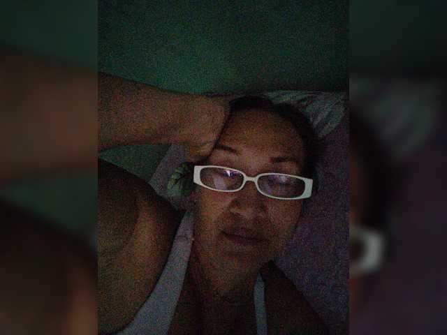 cherrywhite03 live cam on BongaCams
