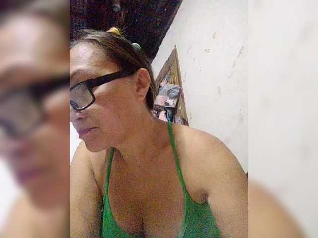 cherrywhite03 live webcam show