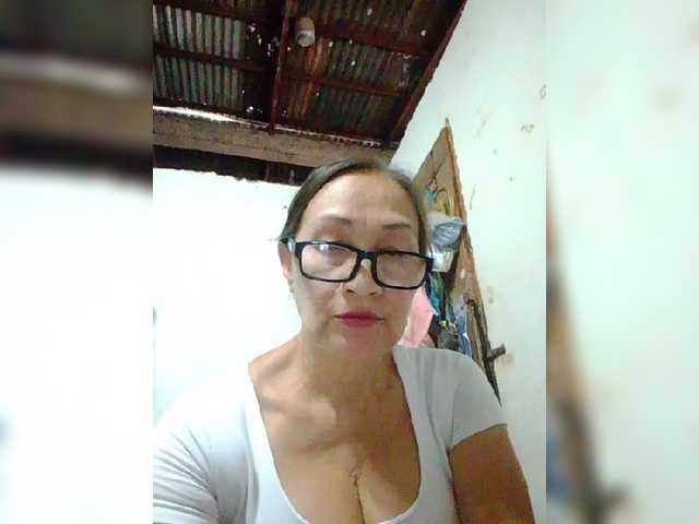 cherrywhite03 live webcam show