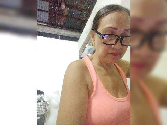 cherrywhite03 live webcam show