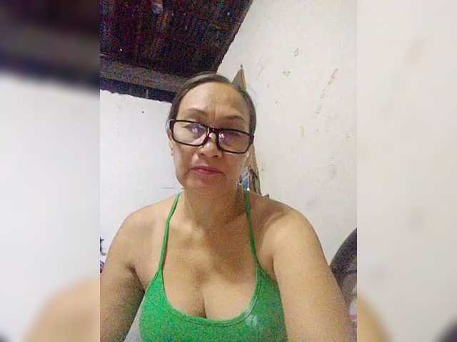 cherrywhite03 live cam on BongaCams